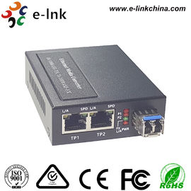 1 μετατροπέας μέσων Ethernet ινών διεπαφών SFP με την ενσωματωμένη παροχή ηλεκτρικού ρεύματος
